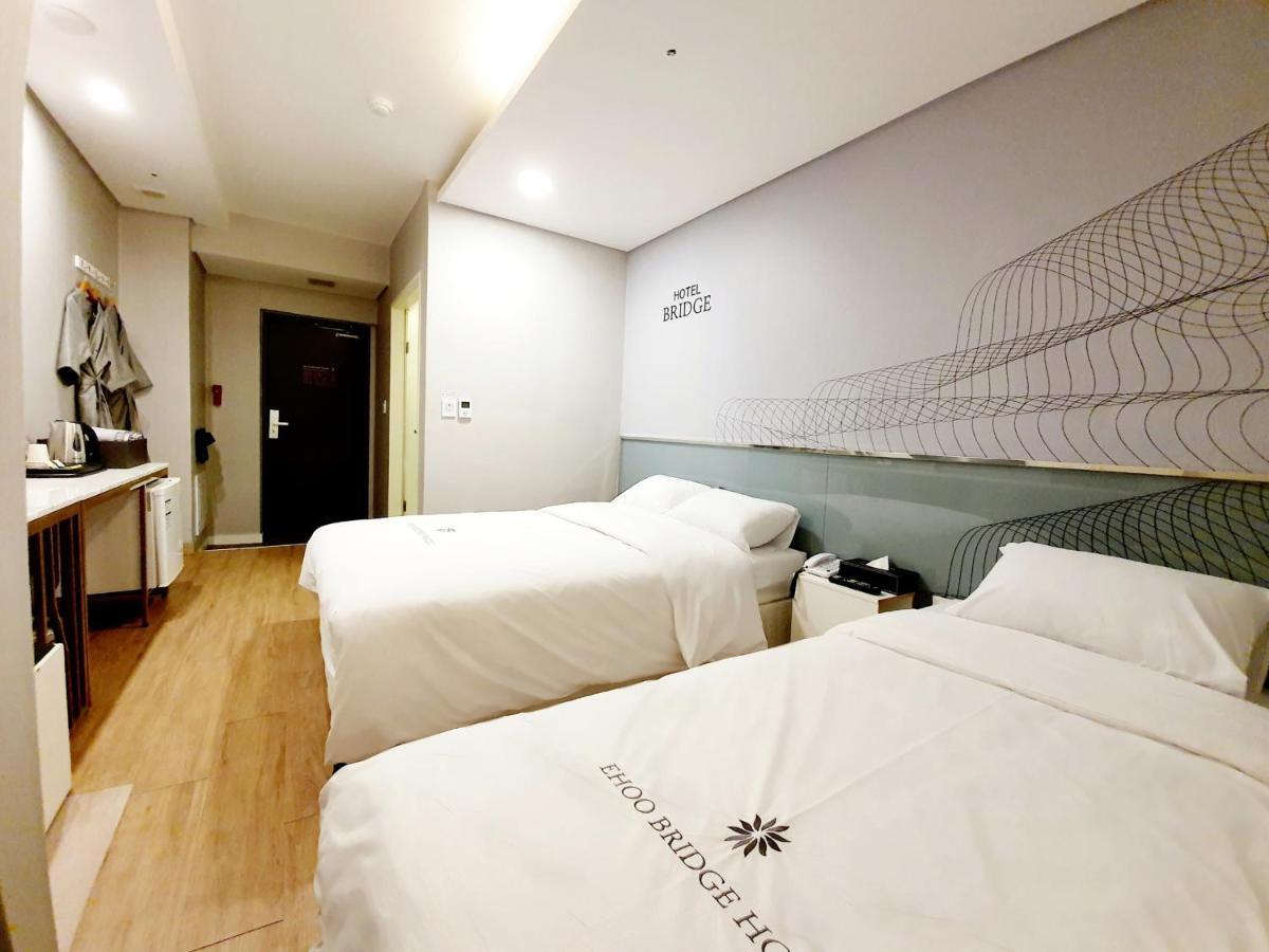Hotel Bridge Seoul Exterior foto